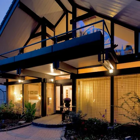 Vivere Ad Parcum - Bed & Breakfast Krefeld