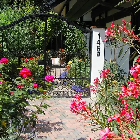 维福瑞帕库姆住宿加早餐旅馆 3*